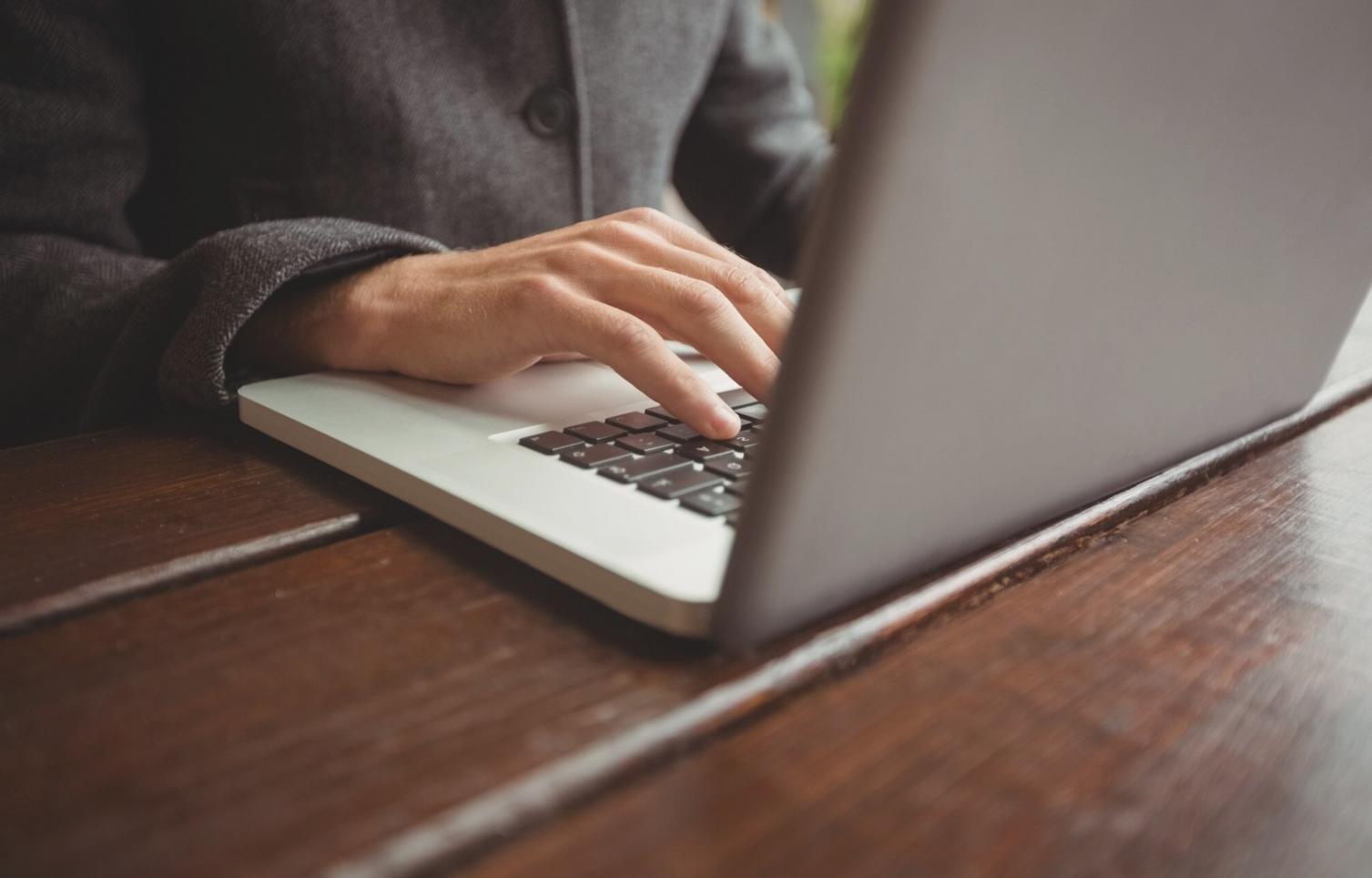 Analyse de données financières et graphiques de performance